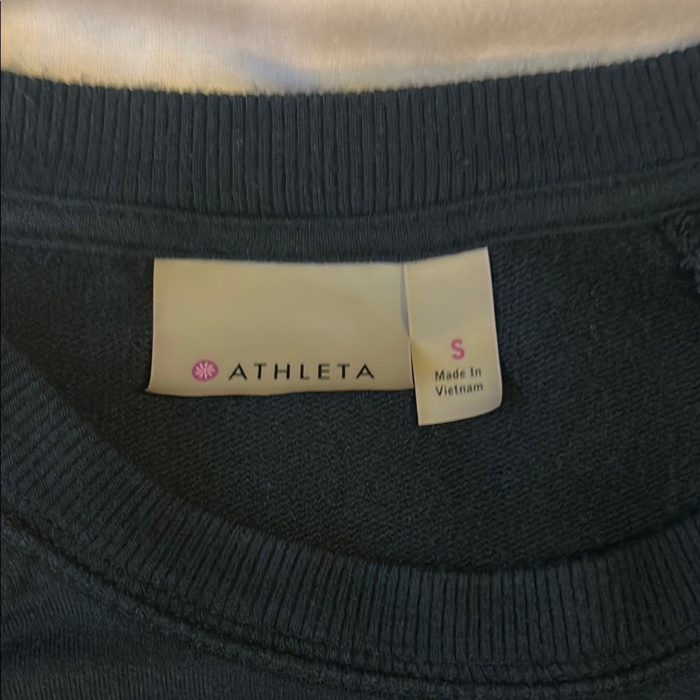 Women’s dark green cozy sweatshirt - Picture 3 of 5